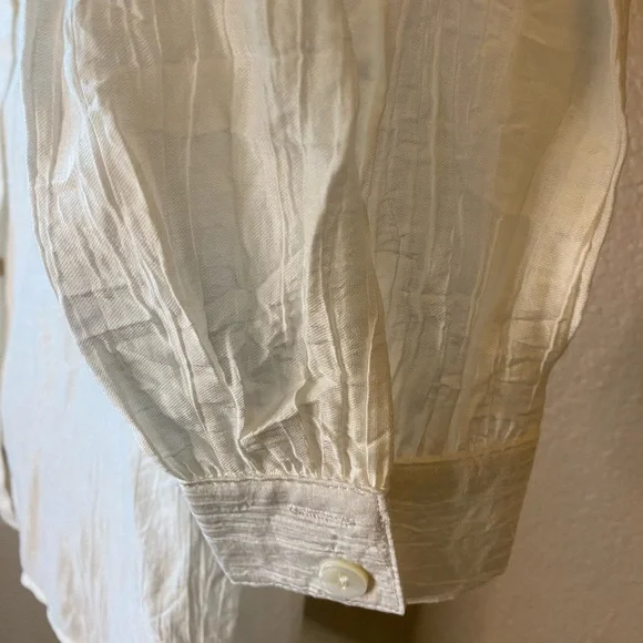 White Fox Boutique Take Me Out Women's White Blouse Size Small/Medium - Picture 6 of 10